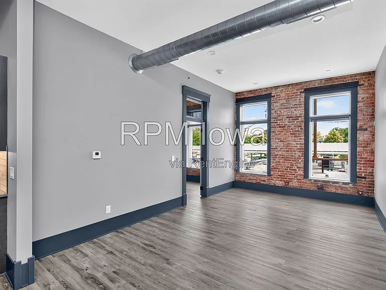 1214 2nd St #2 — Photo 11