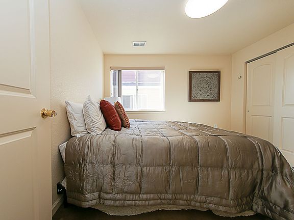 5467CarterRdUnitB_024_09282022