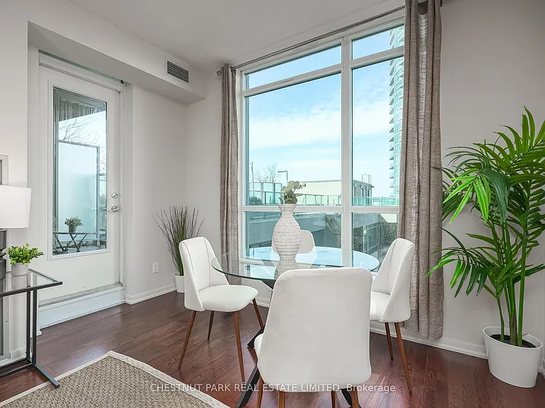 215 Fort York Blvd #808 — Photo 6