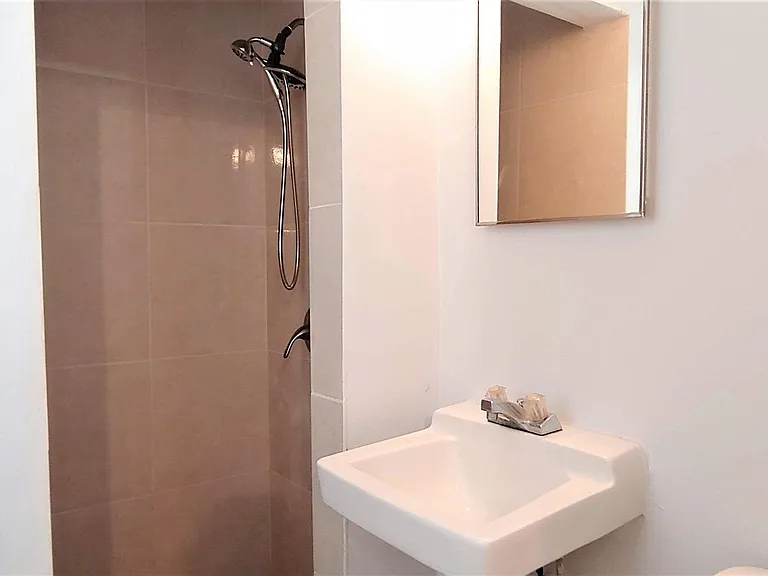 2400 Park Ave #2 — Photo 13