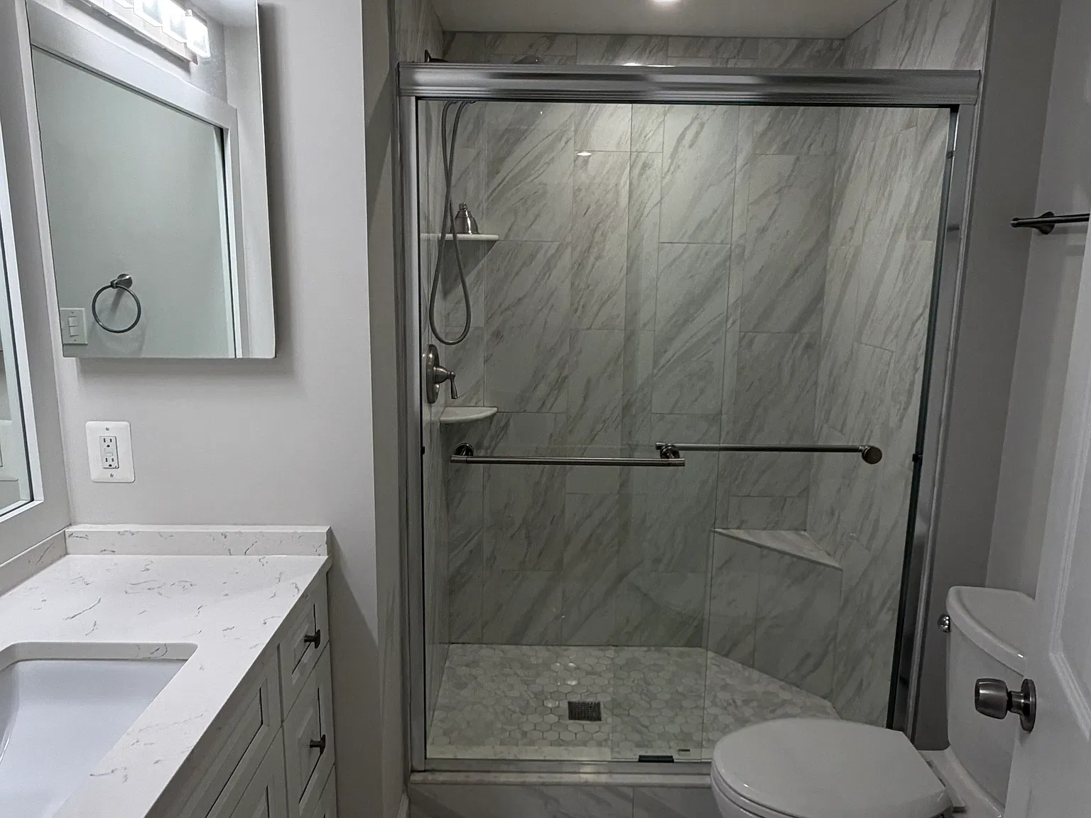 2 bed, 1060 sqft, $1,500 — Photo 4