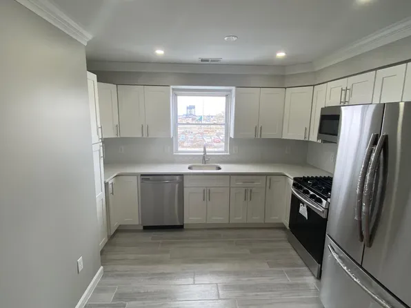 177 Roosevelt Ave #1, Jersey City, NJ 07304