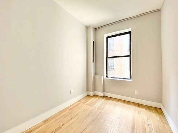3rd image of 529 W 158th St #4CC