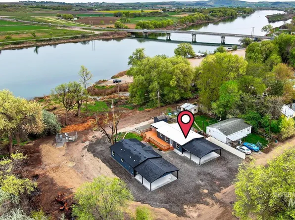 162 1st St N, Marsing, ID 83639