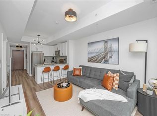 108 Garment St #904, Kitchener, ON N2G0E2