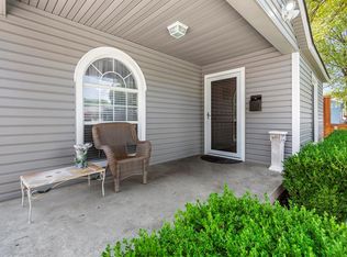 3820 Honeysuckle Ave, Fort Worth, TX 76111