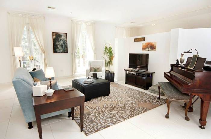 Open Living Area