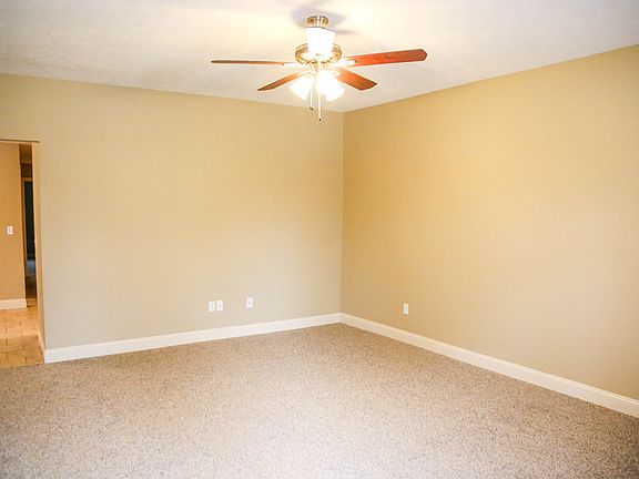 4th image of 608 W Mount Vernon St APT B