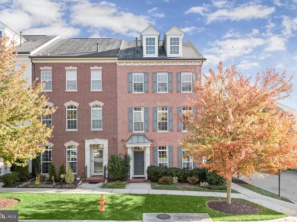 8975 Tawes St, Fulton, MD 20759