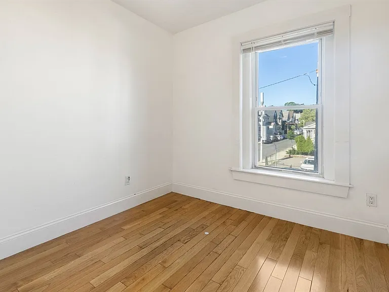 64 Florida St #2 — Photo 12