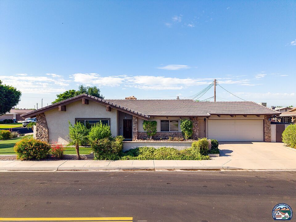 1st image of 456 Julia Dr