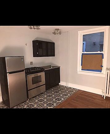 3rd image of 334 Reed St