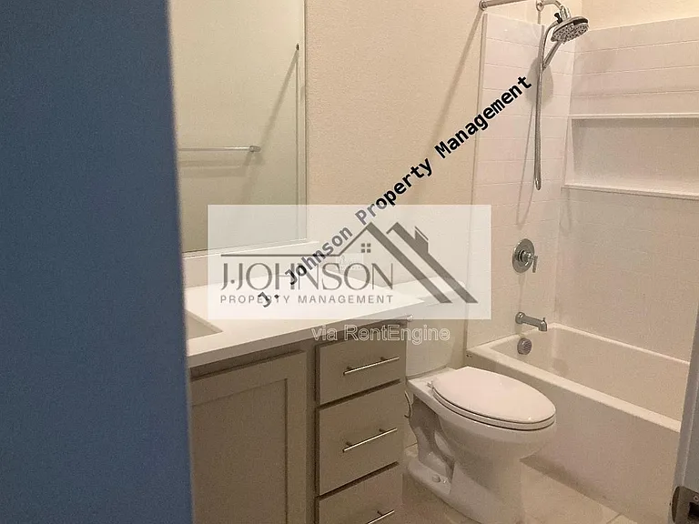 1873 Italia Way — Photo 5