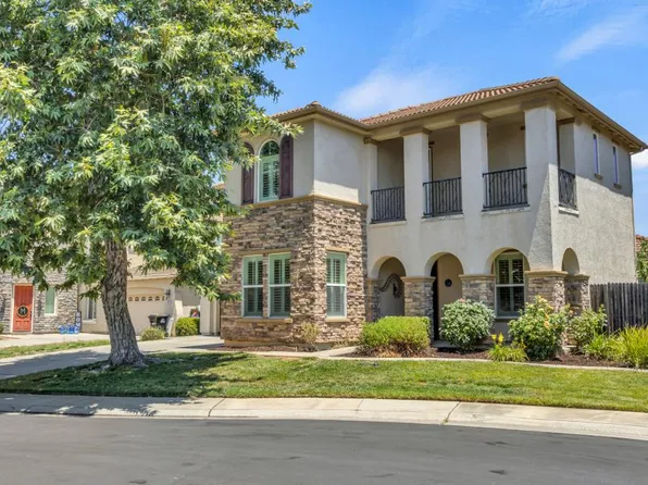 10145 Futuro Ct, Elk Grove, CA 95757