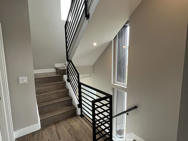 3220 W 18th Ave — Photo 9