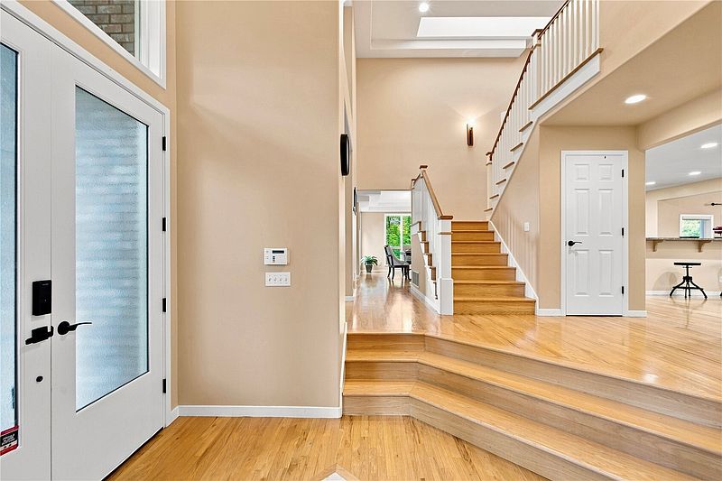 3rd image of 4856 167th Avenue SE