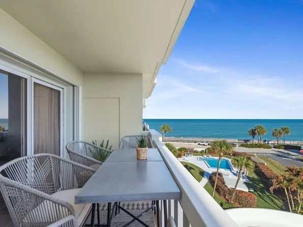 4049 Ocean Drive #402, Vero Beach, FL 32963