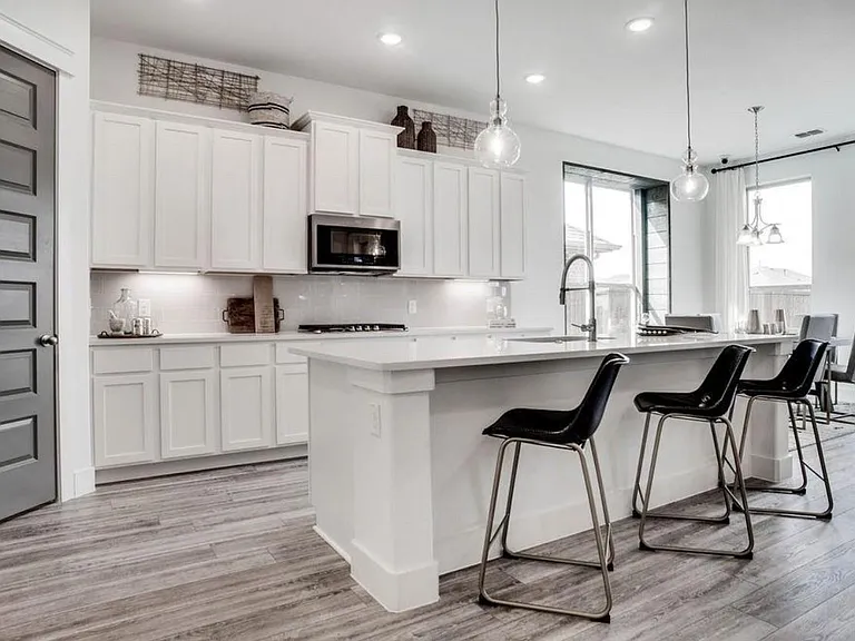 5925 Hopkins Dr — Photo 1