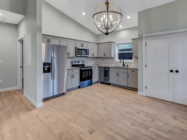 627 Prescott Ave #1, Scranton, PA 18510