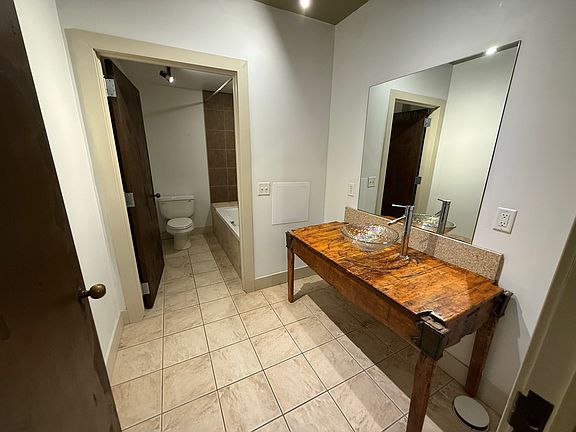 5th image of 533 Columbia Ave APT 172