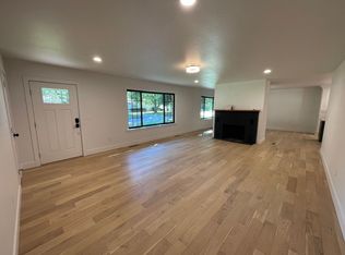 1617 E Latoka St, Springfield, MO 65804