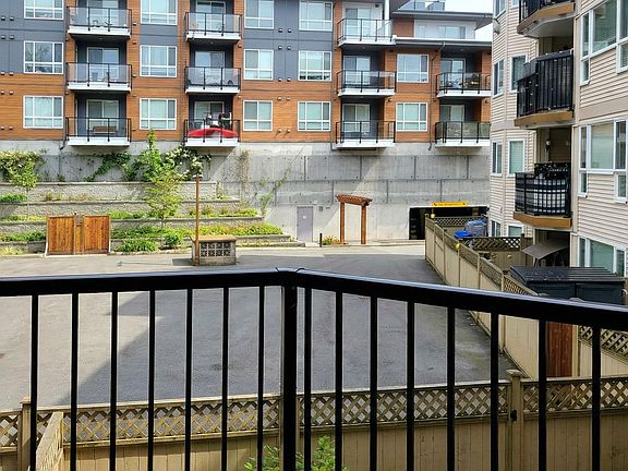 3rd image of 11595 Fraser St #203