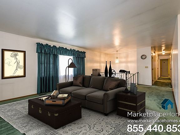 3rd image of 224 Orchard Hill Dr