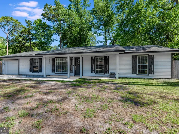 102 W Palm Ct, Kingsland, GA 31548