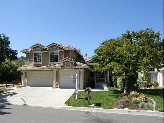 1st image of 520 Honey Lake Ct