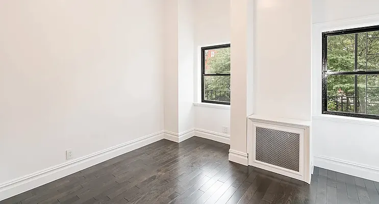 Rented by REAL New York | media 9