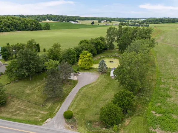 8202 County Road 5, West Liberty, OH 43357