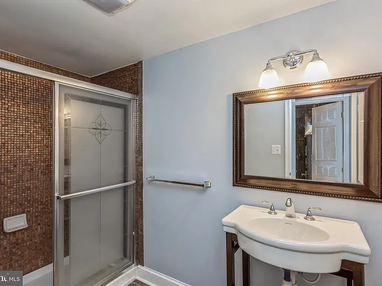13820 Fount Beattie Ct #1 — Photo 21