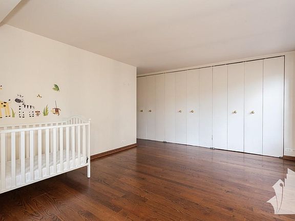 5th image of 777 N Michigan Ave APT 1908A