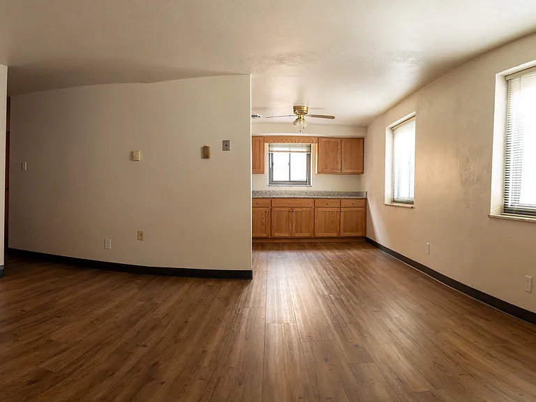 348 Station St #14 — Photo 16
