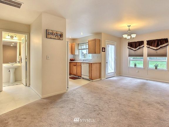 5th image of 20424 Larita Drive E