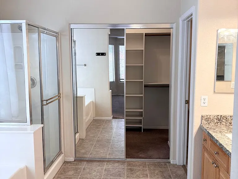 1083 W Aspen Ave — Photo 13
