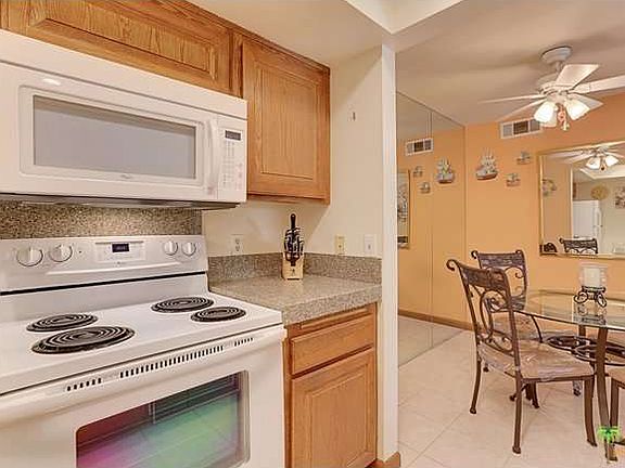 4th image of 222 N Calle El Segundo APT 539