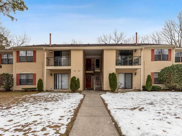 130 Liberty Ct #130, Absecon, NJ 08205