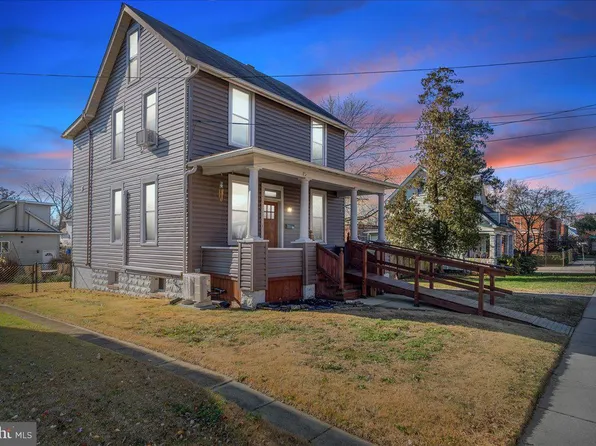 205 1st Ave, Baltimore, MD 21227