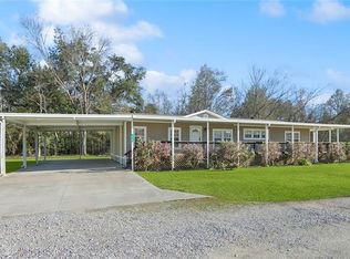 16139 River Rd, Hahnville, LA 70057