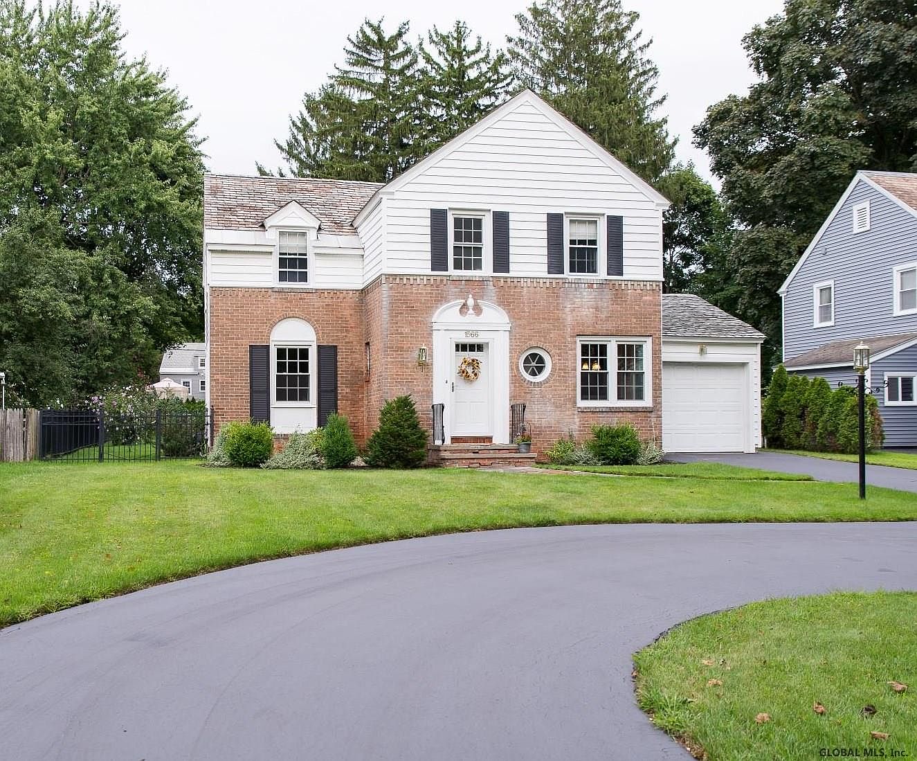1566 Regent St, Niskayuna, NY 12309 Zillow