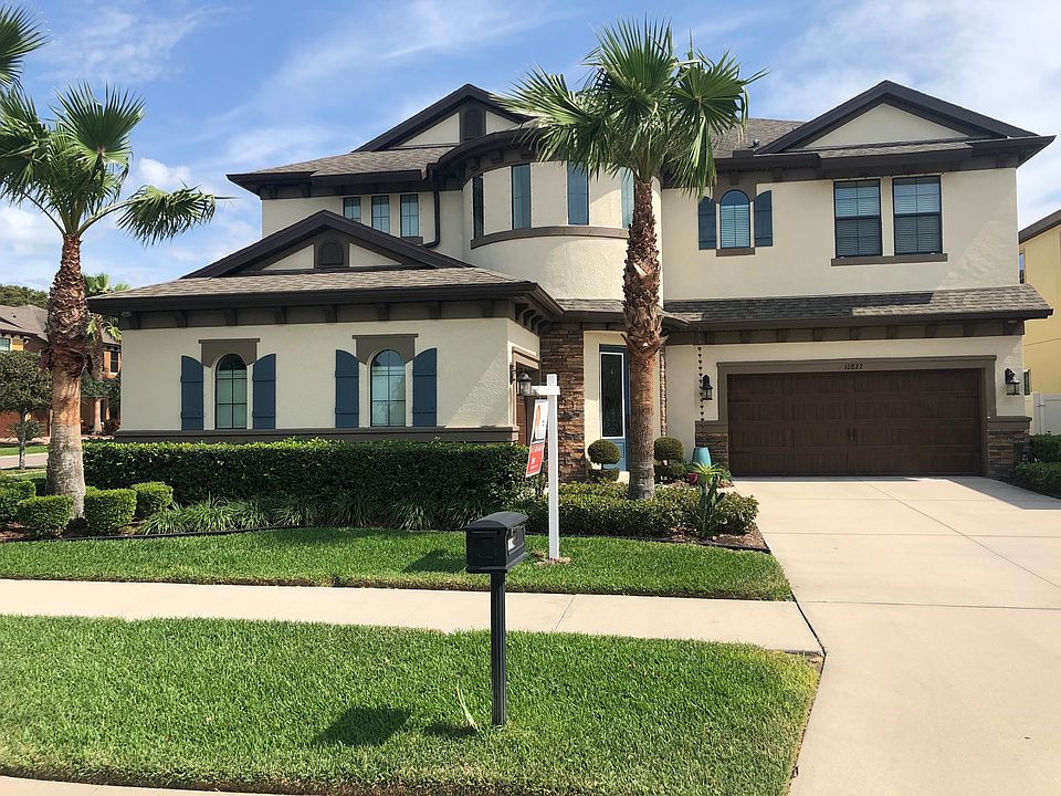 1st image of 10827 Charmwood Dr