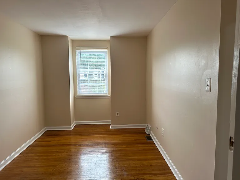 145 Sutcliffe Ln — Photo 18