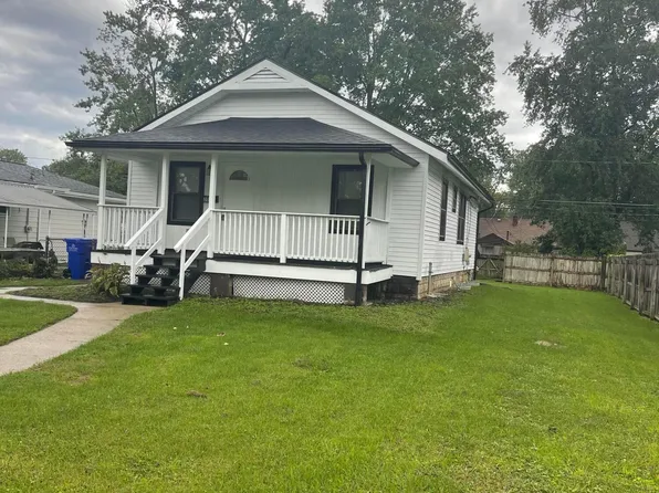 2047 Ward Rd, Columbus, OH 43224