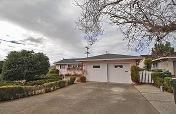 1st image of 1724 Fernwood Way