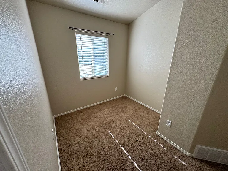 2926 Main St #B — Photo 13
