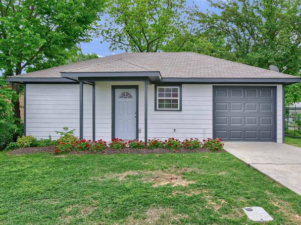 107 Houston St, Pottsboro, TX 75076