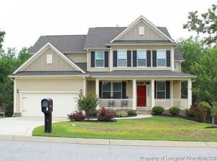 1437 Vergeland Dr, Hope Mills, NC 28348