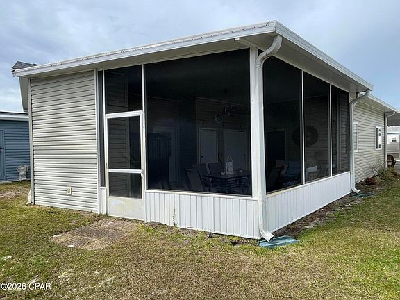 4th image of 1219 Thomas Dr #279
