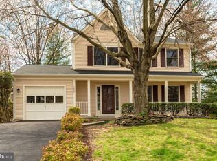 7802 Bold Lion Ln, Alexandria, VA 22315